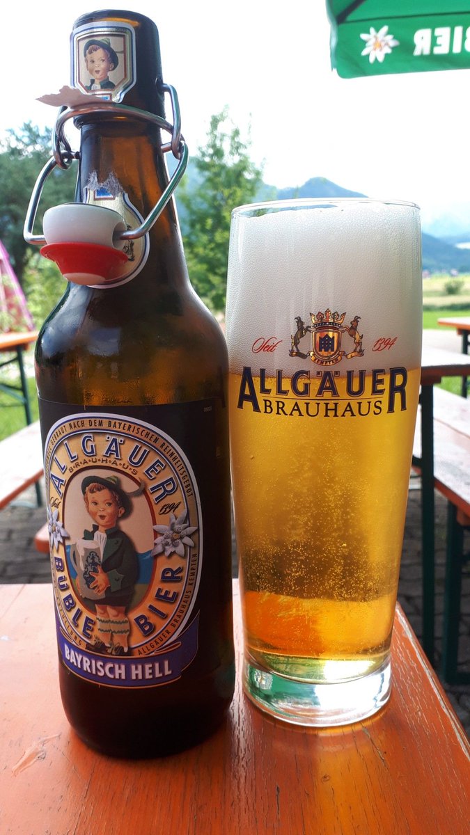luciennederoos's tweet photo. Niet dat ik alle Duitse zwembaden bezocht heb hoor, maar dit is vast het mooist gelegen zwembad van DL #allgäu #alpenfreibad #halblech 
Lekker #bier ook trouwens!
#ontdekduitsland https://t.co/zJaYqrMTj1