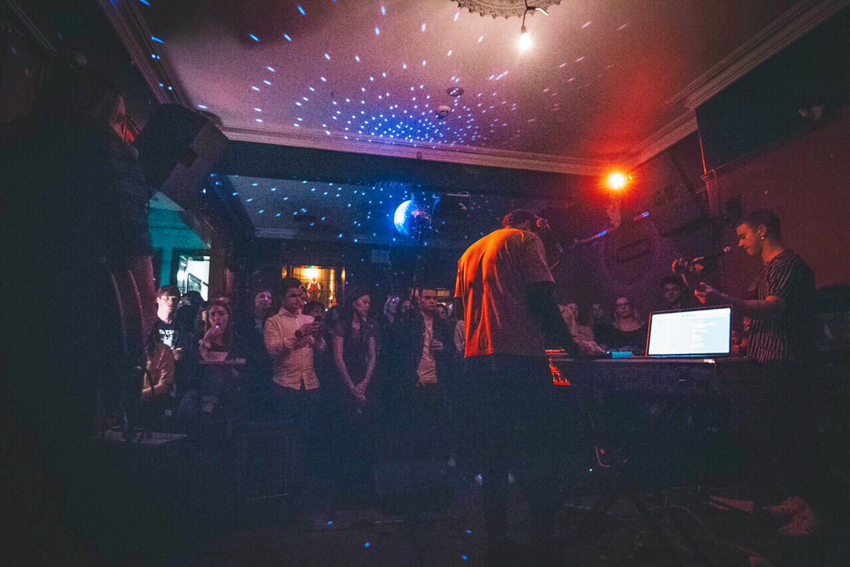 DecayTrace's tweet photo. Last night was special #livemusic #thegasometer #tracedecay #passivity https://t.co/Ge25nGl7UI
