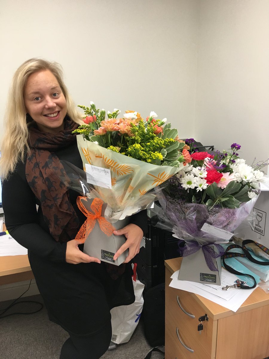 ShirleySnells's tweet photo. Delivered today to Chapters Village, #Salisbury @_platinumskies 2 beautiful #handties @salisburybid @SalisburyIndies @The_BFA https://t.co/GWOc4DnMVu