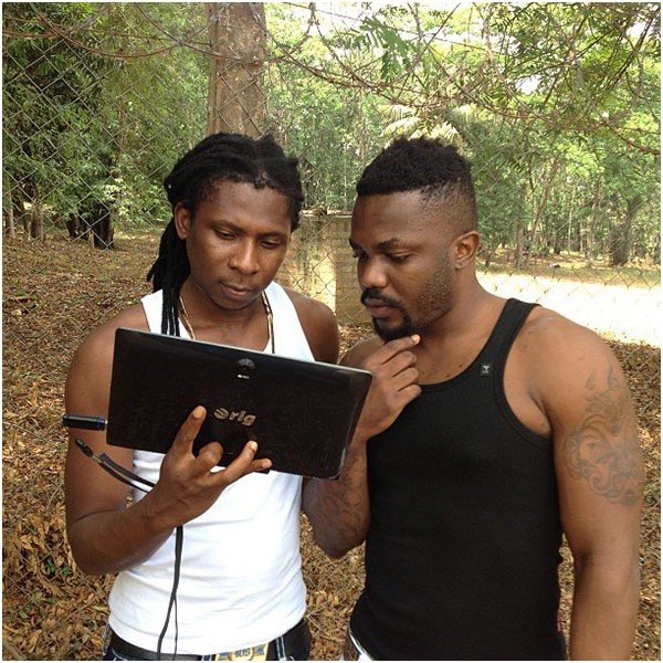 iTimigo's tweet photo. #ThrowbackThursday: to the legendary @r2bees @Paedeezy @mugeezxmugeez
#r2bees #celebrities #migofeed #itimigo https://t.co/auWeXdsiRZ