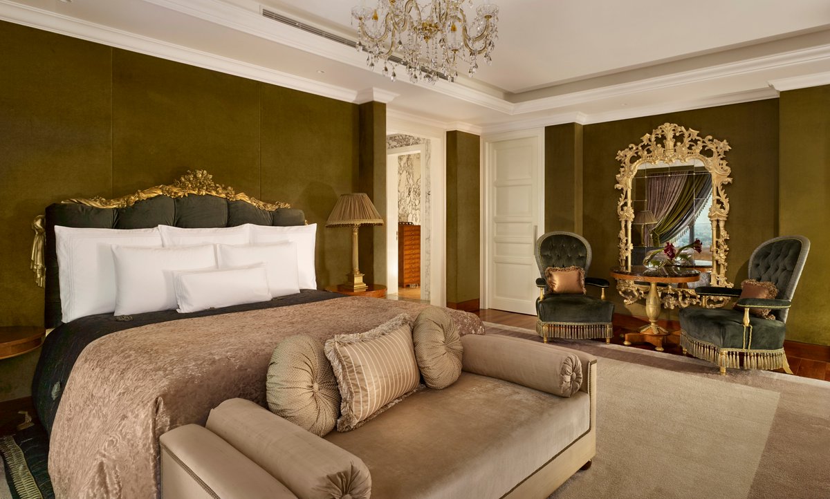 Exquisite elegance at The <a href="/ReverieSaigon/">The Reverie Saigon</a>, #hochiminh #Vietnam #luxurytravel