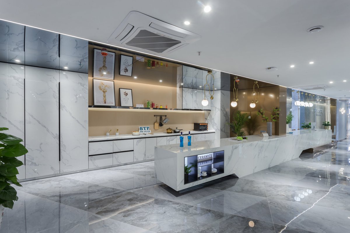 Angela97500084's tweet photo. Big slabs application projects
#bigslabs #porcelaintiles #slimtile #ceramictiles #homedecoration #calacatta #walltiles #floortiles #foshantiles #factory #btpporcelaintile #countertoptile #tilefurniture
@fotiles.com☎️✉️ https://t.co/D9T0Z7nCZS