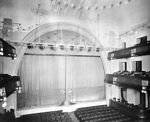 mikewritesabit's tweet photo. So from Aug 27-Sept 1 we'll be transforming the @SpaceArtsCentre into the #MoscowArtTheatre for brand new comedy #ChekhovInMoscow. Although to be fair there's not really much work to do, right? https://t.co/EDb8GIZfQJ #1897 #Russia #Theatre #chekhov https://t.co/2bjfHV0GgW