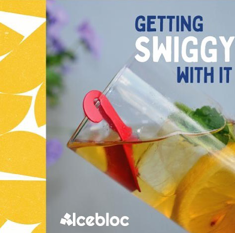The Icebloc is an #EcoFriendly alternative to the paper straw, that slides onto the edge of any glass! Perfect for those fruity summer drinks... 🍹 Learn More: buff.ly/2GWwurf  #PlasticFree #NoPlastic #SayNoToStraws #BrandedProducts #PromotionalProducts