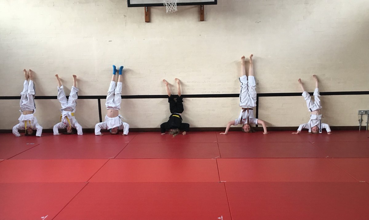 IJJA_UK's tweet photo. Students finding balance before training at the Kendal Club!!
#JiuJitsu #Students #nuttykids https://t.co/7NKxpN6vMN