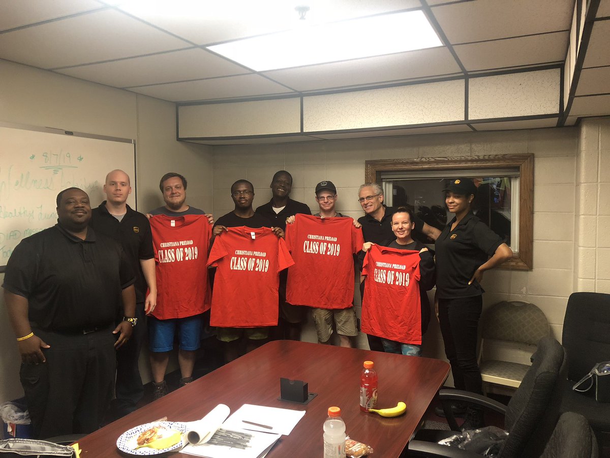 MJTHESAFETYLADY_UPS tweet media