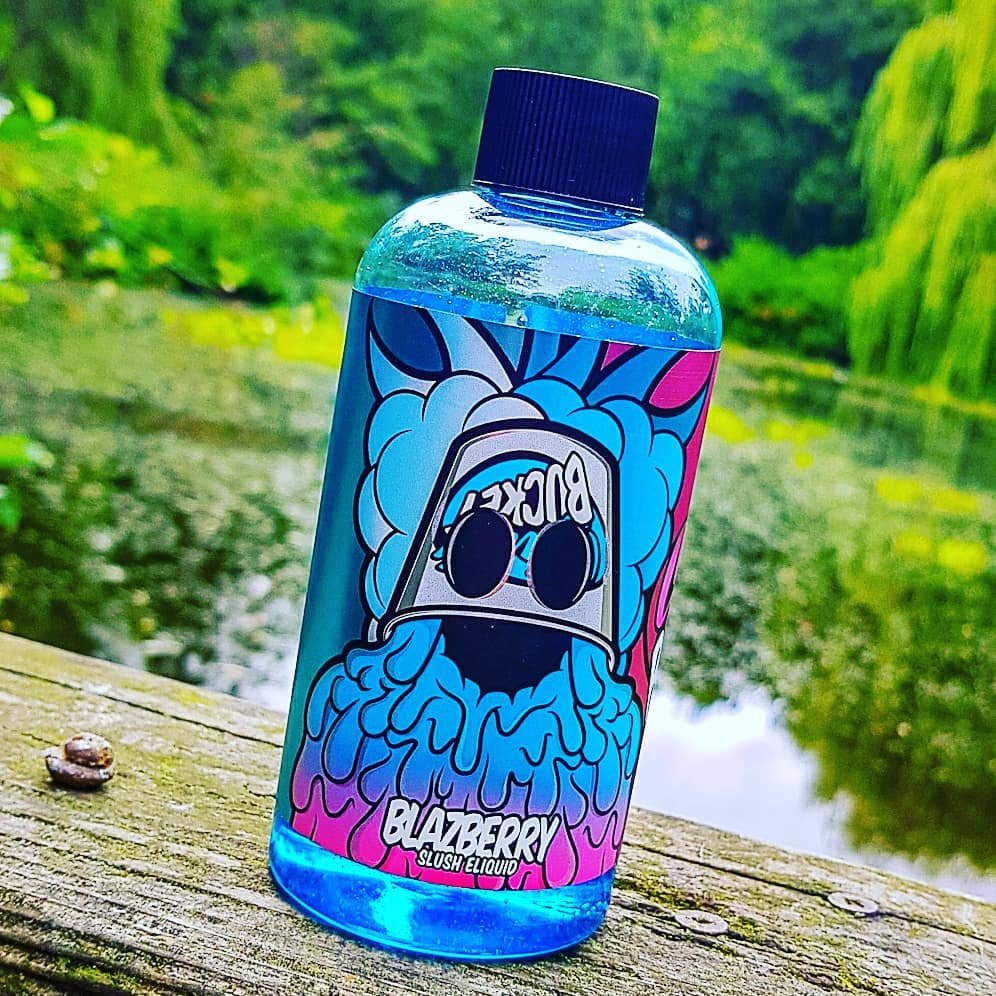JoesJuiceUK's tweet photo. #Repost @loopyloops2
Slush bucket range by @joesjuiceuk
Blue raspberry candy slush with no koolada or menthol.
Truly amazing juice range 😘
#joesjuiceuk #eLiquid #vapenation#vapearmy #vapestagram #vaporwave #instavape #dripclub#instavapers #vapedaily #ukvaperz #cloudlegion https://t.co/DrS0Z1FB41