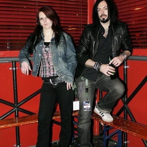 allendsband's tweet photo. ⏪ #ThrowbackThursday
Check out this interview from https://t.co/bQPjPCgTPN 10 years ago! (Look at those pics! 😲) 
🔗 https://t.co/JYfQP4oBWW https://t.co/IigDBjmji0