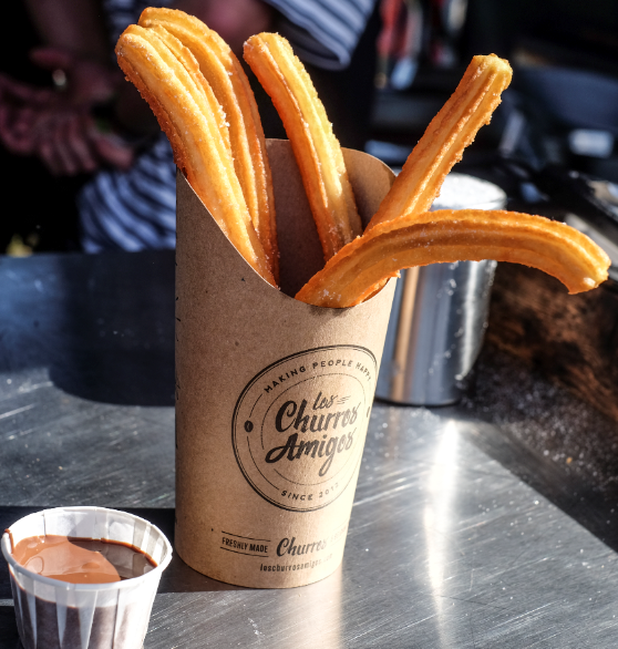 thamefoodfest's tweet photo. Love it when itโs #Thursday because that means its #ThursdayFeast dayโฆ and so letโs celebrate delicious treats like this and from previous Thame Food Festivals #foodporn #foodfestival #foodies #TBT #ThrowbackThursday https://t.co/2bFijtGOz6