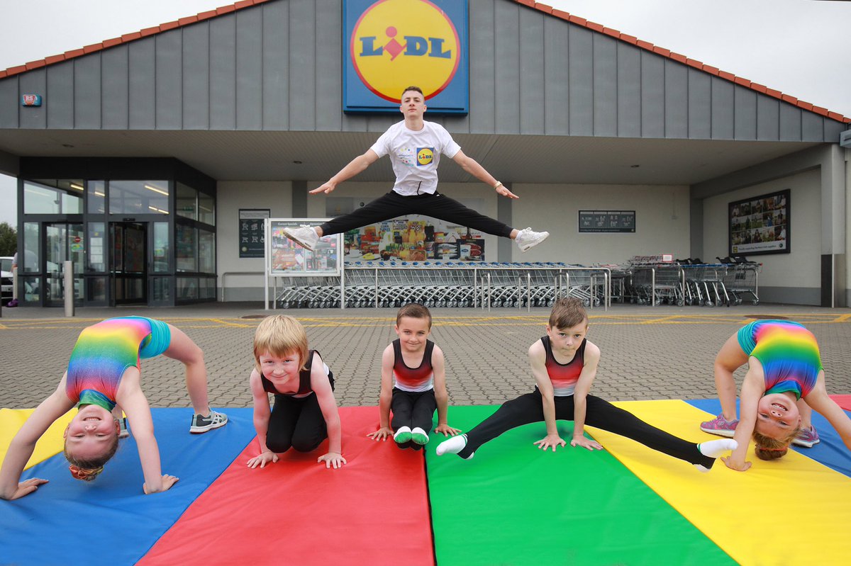 McClenaghanRhys's tweet photo. Really enjoyed presenting Rainbow Gymnastics with their @LidlNI Sport for Good prize! Looking great guys. #lidlcommunityworks #ad https://t.co/lfYOWfQWsx