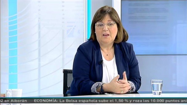RTVCes's tweet photo. Fallece Catalina Ruiz Pérez, Catedrática de Física Aplicada en la @ULL . Ruiz Pérez fue Premio Canarias 2017 de Investigación e Innovación. https://t.co/APczI5EIEb
