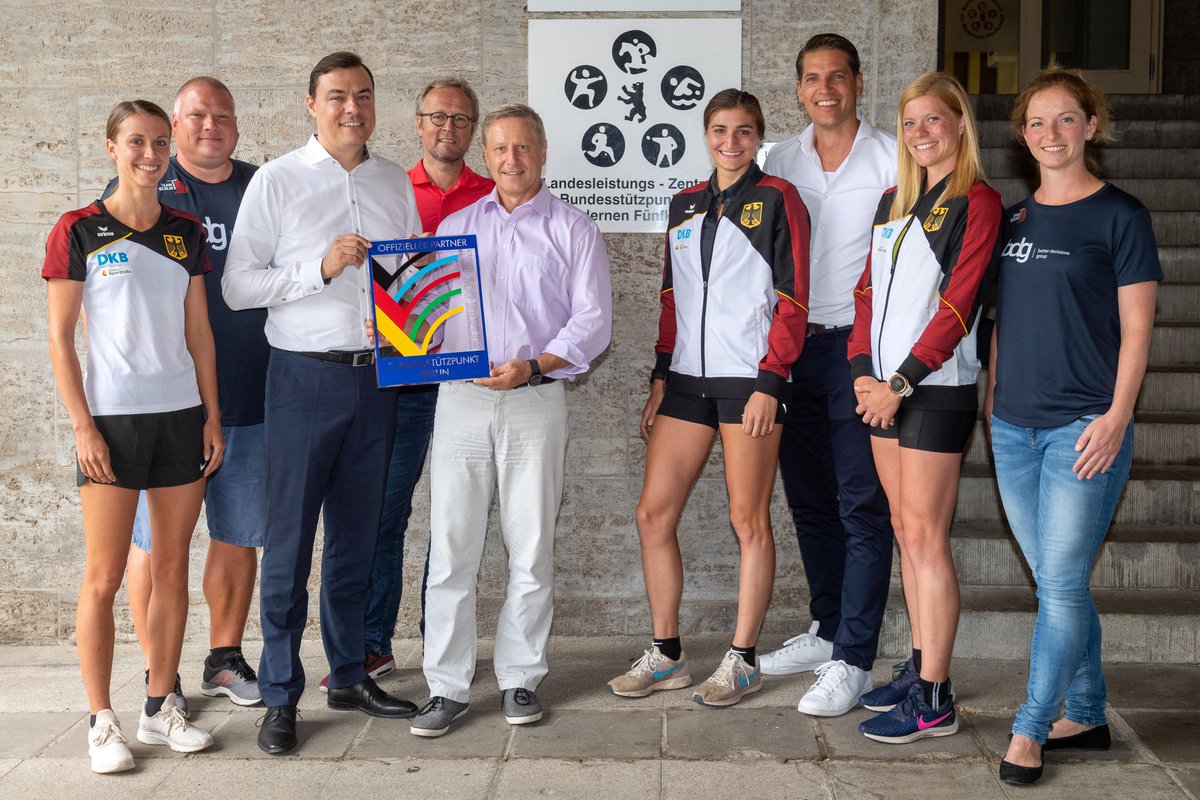 thebdg's tweet photo. Now it is official: bdg is the new partner of the Olympic base Berlin and is proud to be able to accompany the Team Berlin - Modern Pentathlon on the way to the Olympic Games in Tokyo 2020. @Olympics @NBCOlympics #TokyoOlympics #Tokyo2020 #Olympics https://t.co/QmCDRD3935