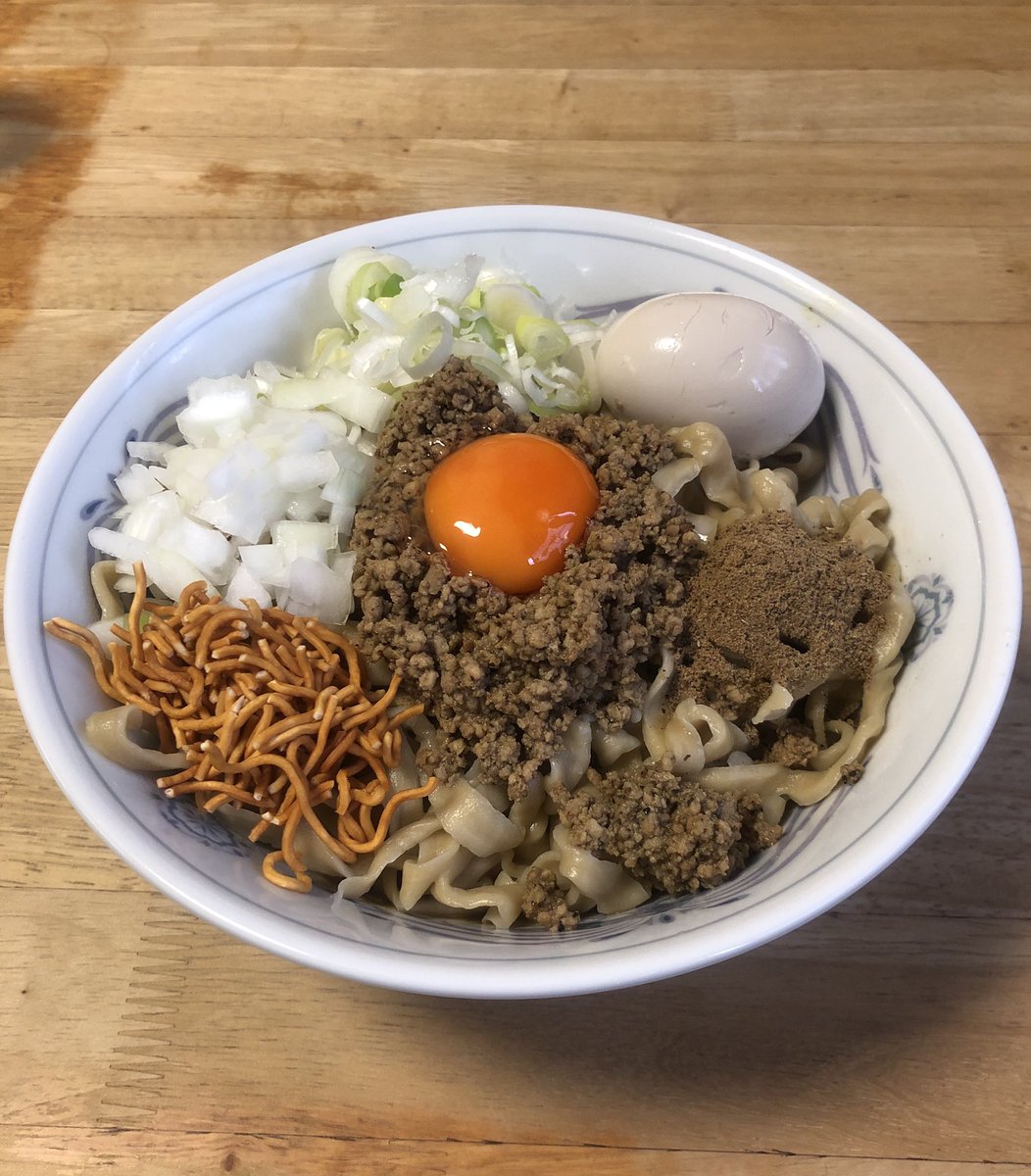 ট ইট র 赤い髭 宇都宮市 村岡屋本店 木曜日夜限定 カレーまぜそば350g まだ未食のカレーまぜそばを食べに 固めに茹でられた平打ちめんに カレーたれやミンチが絡みまくりで 麺食べながらご飯食べたくなるヤツ そこをグッと堪えて 最後にライスドボン ট ইট র 赤い髭 宇都宮市 村岡屋本店 木曜日夜限定 カレーまぜそば350g まだ未食のカレーまぜそばを食べに 固めに茹でられた平打ちめんに カレーたれやミンチが絡みまくりで 麺食べながらご飯食べたくなるヤツ そこをグッと堪えて 最後にライスドボン