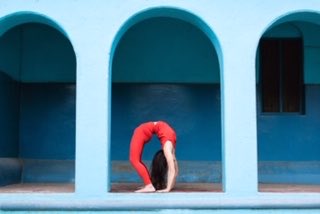 Dimensionedea's tweet photo. BACK BENDING WORKSHOP
- an Ashtanga Yoga Workshop with Anastasia Konstadinidis
27 ottobre 2019 https://t.co/mrkIgTZlLP. #dimensionedea #ashtanga #ashtangayoga #centrodealegnano #backbends #backbending https://t.co/2CZZ0BKZMF
