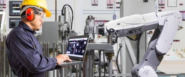 BSManufacturing's tweet photo. Averigua por qué es necesario tener un plan de Transformación a #Industria40 en este interesante artículo 👉 https://t.co/J0jD2DV9SI
#FelizJueves https://t.co/sLDRXhUz8E