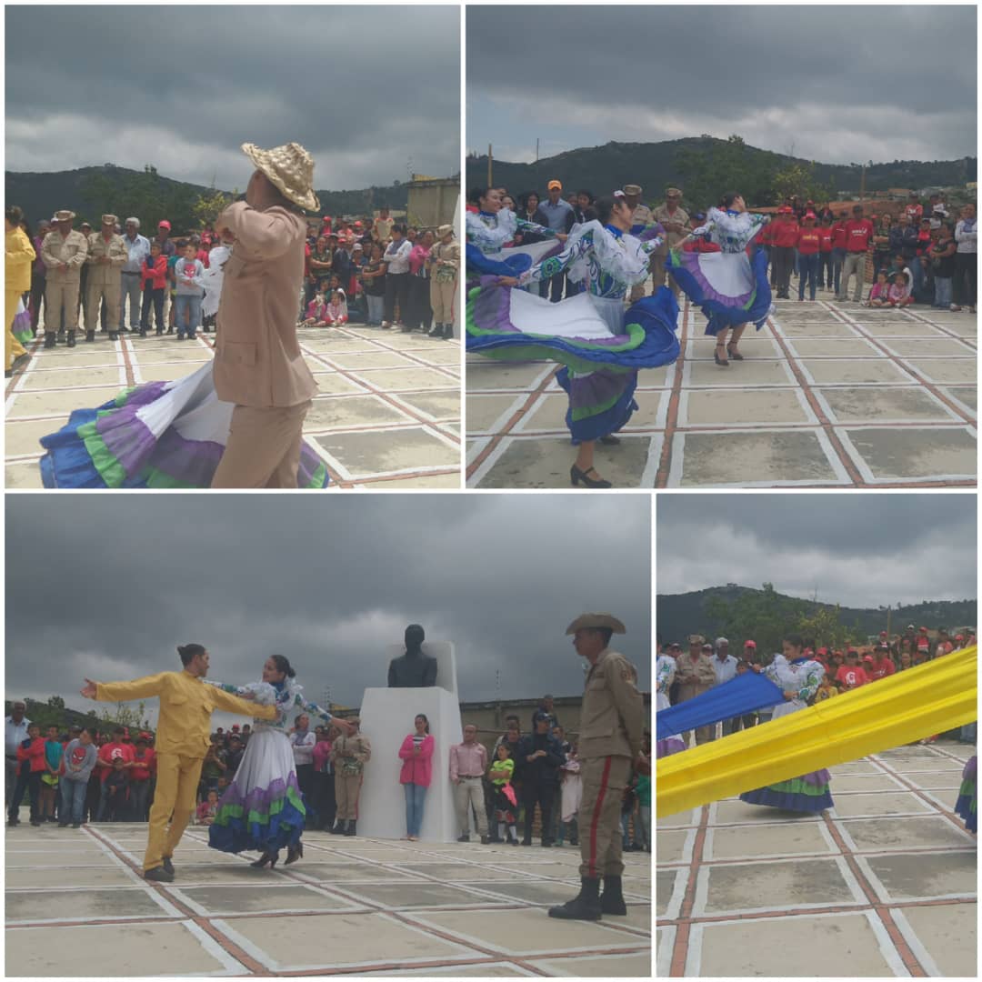 clapsabanagrand's tweet photo. Con máxima expresión poética y musical, con sangre patriota, En parque municipal  ANDRÉS ELOY BLANCO, recuperado por la Alcaldia del #McpioAEBmunicipio, En  unidad CÍVICO MILITAR CONMEMORAMOS  LOS 123 AÑOS DEL NATALICIO DE ANDRÉS ELOY BLANCO. #SoyComunicadorClap @NicolasMaduro https://t.co/Td5ddY3LhC