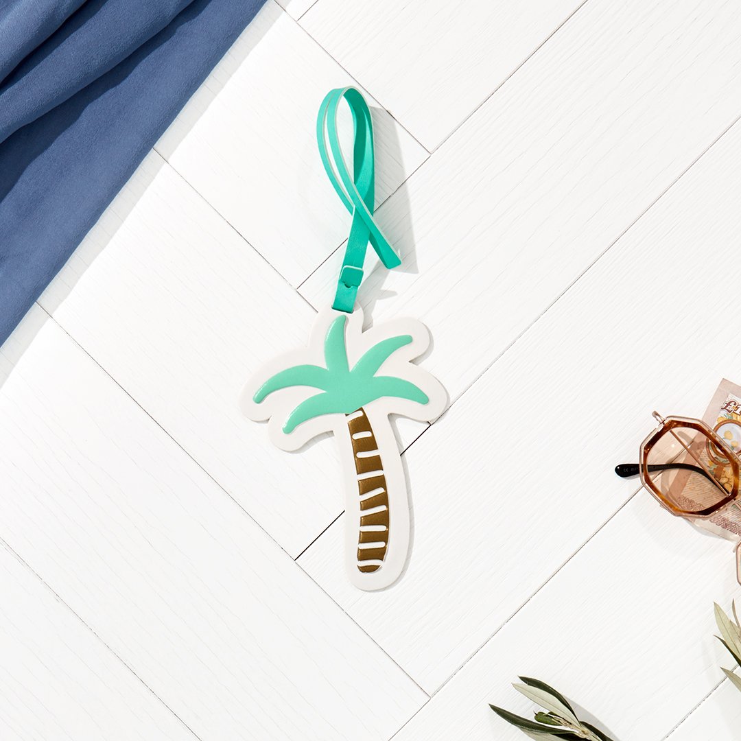 Wander far and wonder often 🌴 How do you relax, refresh and reconnect while on holiday?