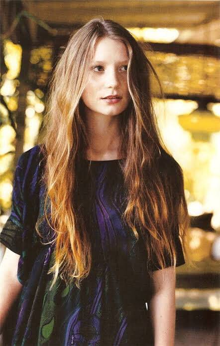 ❦𝑨𝒈𝒂𝒕𝒉𝒂 𝑩𝒍𝒖𝒆❦

↬ Vampire.
↬ Addicted to reading and art
↬ Mature content
↬ Vampire Chronicles
↬ Ships with chem.

RT? Thanks ❦