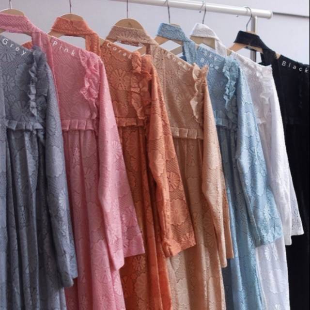Saya menjual Khawla Dress... seharga Rp285.000. Dapatkan produk ini hanya di Shopee! shopee.co.id/nansaroza/2428… #ShopeeID