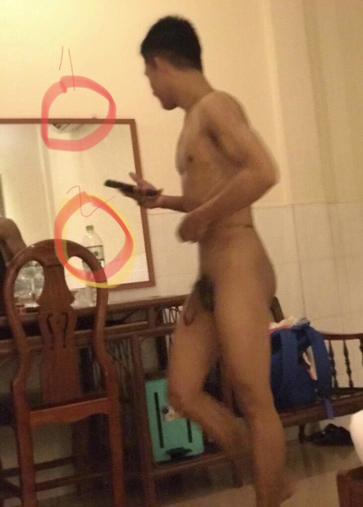 ចេះតែថាបាត់ទូរស្សន៌ហើយ ចុយគ្នាម្តងម្នាក់សោះ 2នាក់ប្រូៗនិង😆🍆🍆
ដូចឡើង3ហើយ មិនជឿទើបចំម្លែក