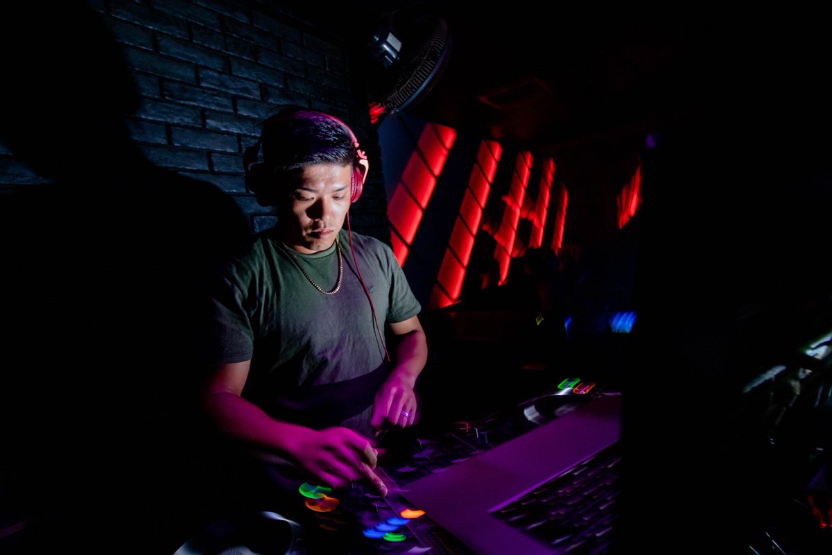 GhostWednesday's tweet photo. last night 🌝
party snap 📸

GUEST DJ @DJ_JS_aka_NEXT 

毎週水曜はゴーストで飲もう🕺 https://t.co/D9JI6sCQLv
