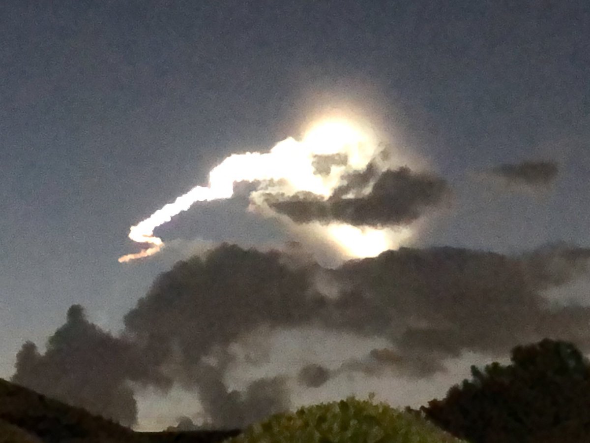 DCDavidson's tweet photo. @torybruno @ulalaunch @JulieFlorida  great  morning here in Clearwater Florida! The Titan 551 carrying the  #AEHF5 satellite was beautiful! Makes me proud to be an American! https://t.co/1ZneV4pRAw