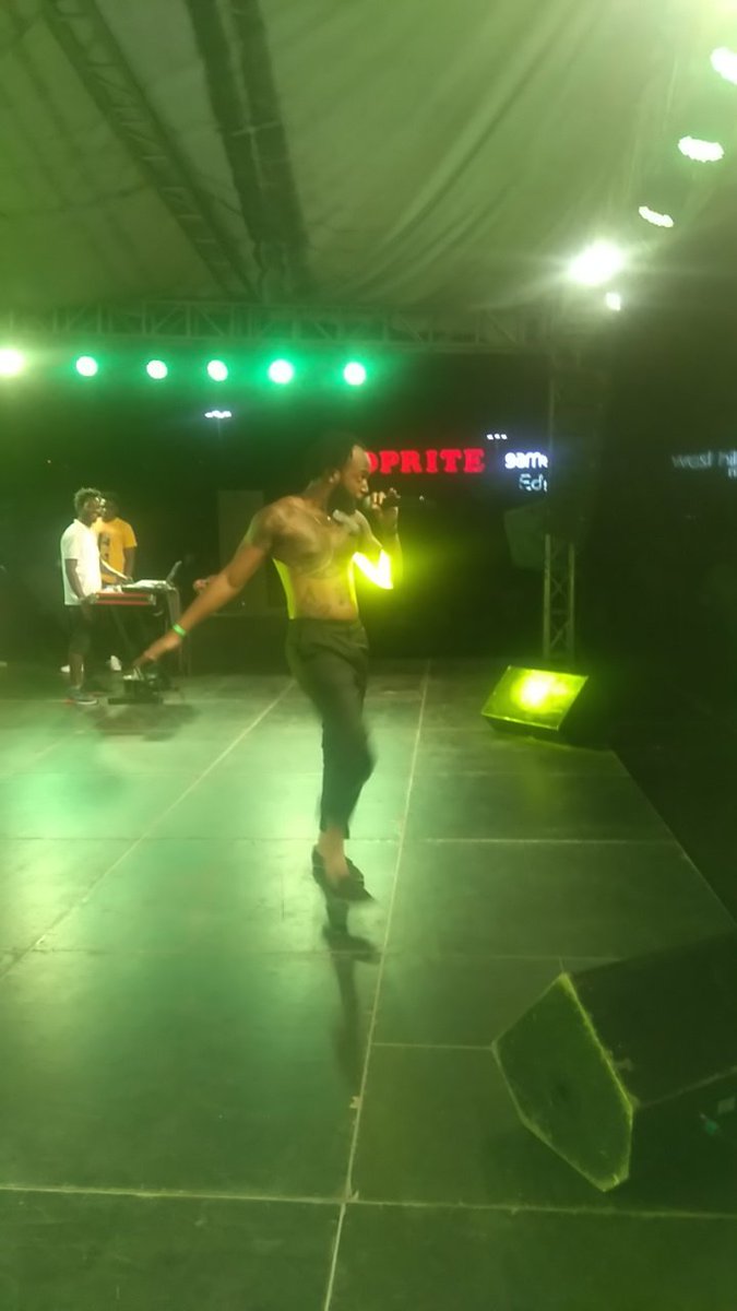 kwakublazer's tweet photo. @ApoloImon on some moves yeah 
Cc: @JoelOrleans thank you #yfmareacodejam https://t.co/w4vSdbaf9D
