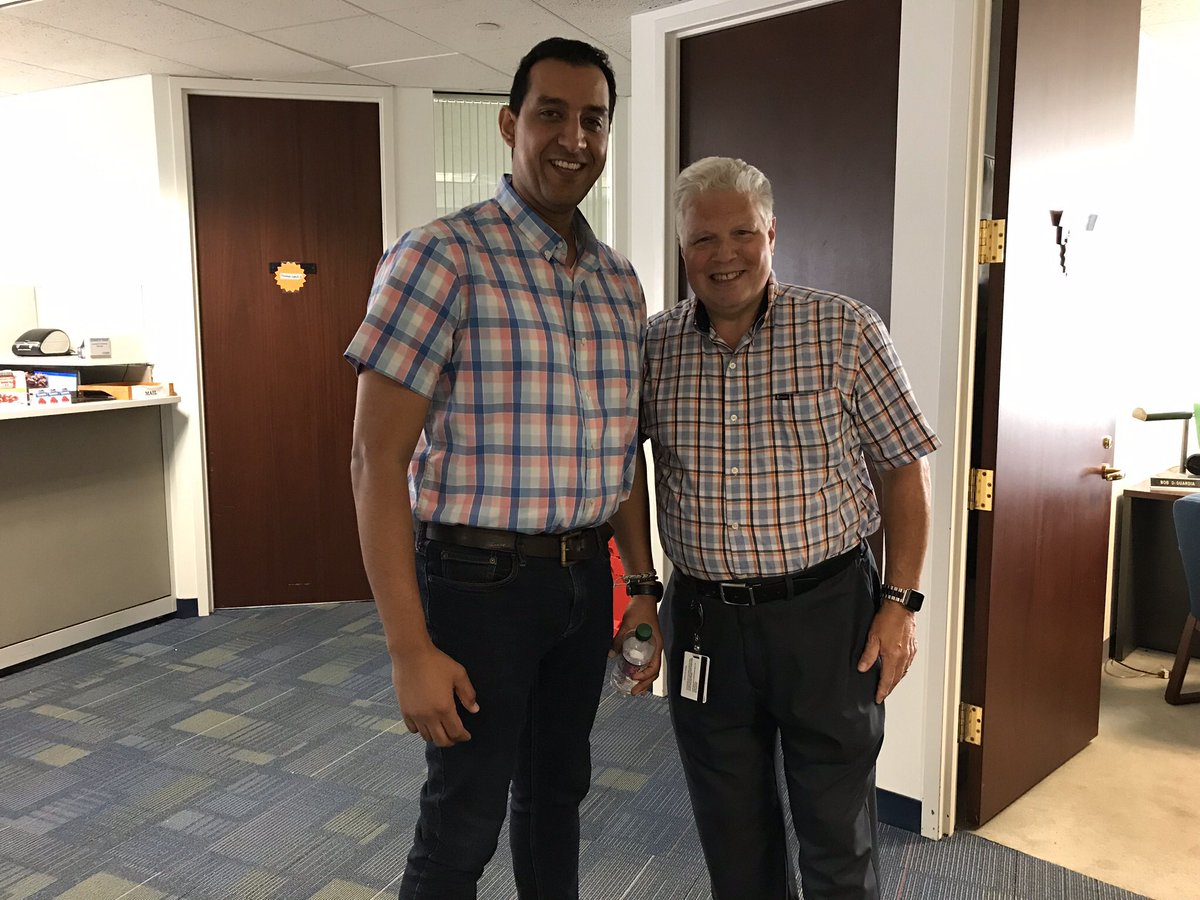 RbDiG's tweet photo. Nestor and I on team picture day. https://t.co/FwhYWL2TlC