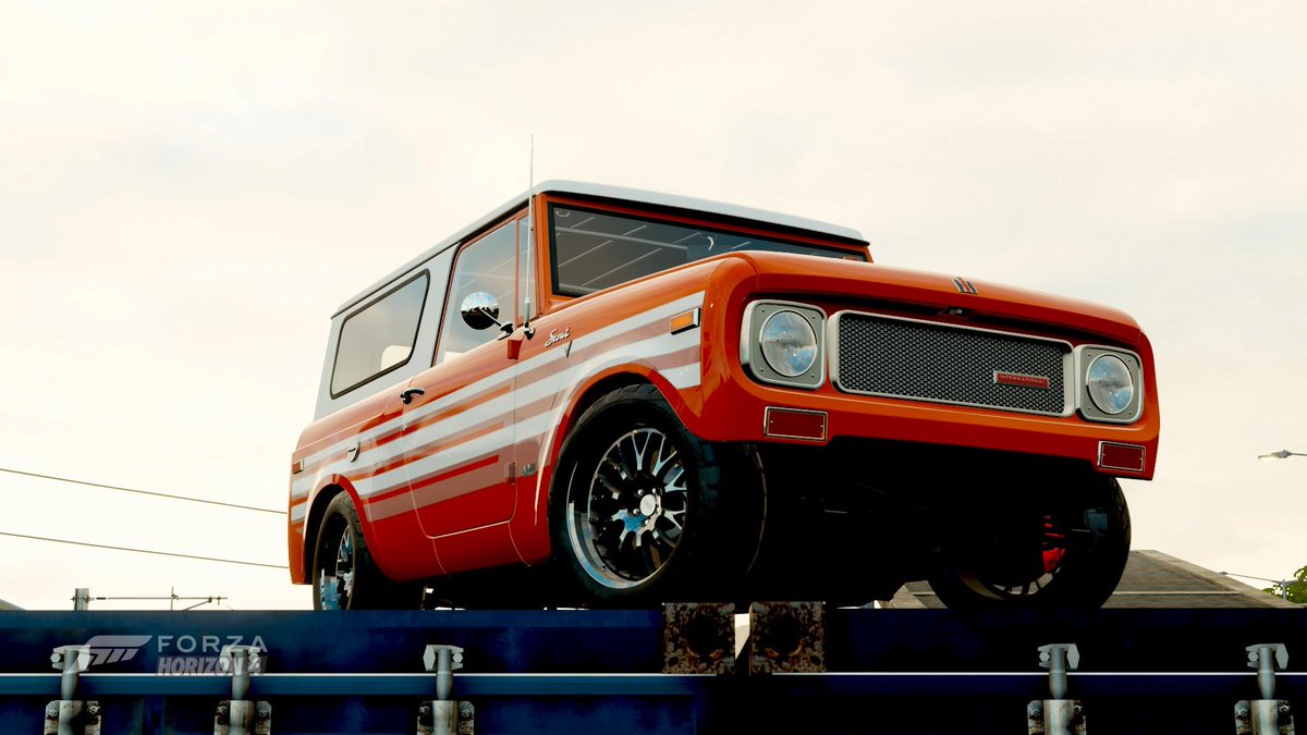 dawidzio15's tweet photo. #ForzaHorizon4 #XboxShare #ForzaShare #GasMonkeyGarage #FastNLoud #RichardRayRawlings #HellScout livery and you can find more paintings by entering my GT : Davepd4444 , also i have in plan make more livery replicas from GMG https://t.co/EpcWkiMeRq