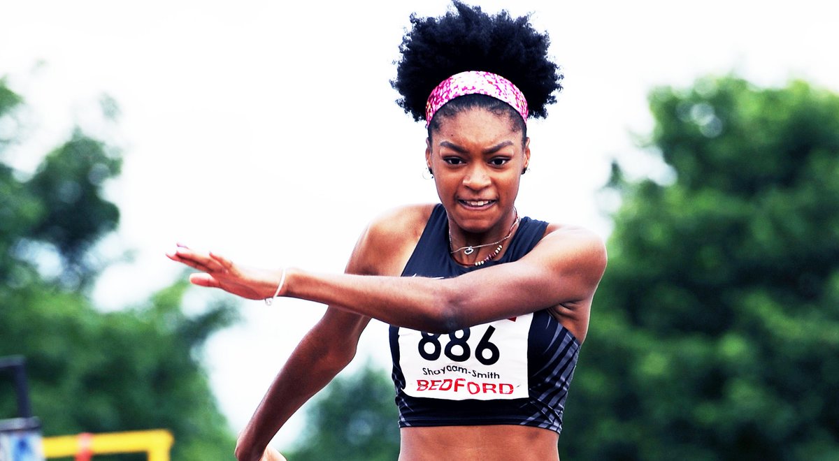 EnglandAthletic's tweet photo. Team England has selected 5 young athletes to receive the Sir John Hanson Young Talent Scholarship, designed to help them on their progression towards the 2022 Commonwealth Games. Read more here 👉 https://t.co/fOO0pA2xhx 🙌🏃‍♀️🏃 #EnglandAthletics https://t.co/U7xIwN9Fgs