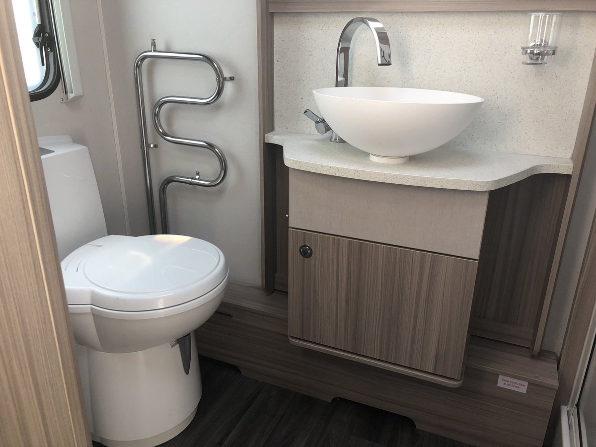 caravanguard's tweet photo. We take a look around the all-new Coachman Acadia 460 caravan, complete with ALDE heating and lots of new features.
It's a small two berth tourer with parallel seating in the front lounge and end washroom.
https://t.co/lRV5G0ZFoF
#caravanreview #newcaravan #caravaninsurance https://t.co/NdHclkSGIc
