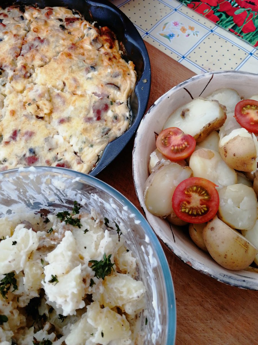 TakeOff_charity's tweet image. Rustling up some tasty bits in Canterbury recently #communitycooking