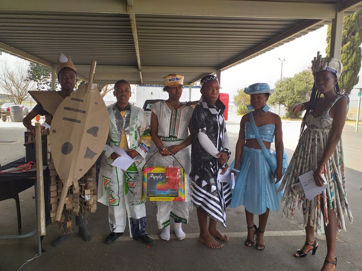 NSheobalak's tweet photo. Well done to the winners of the fashion show at #ScienceWeek in Sasolburg! I can hardly wait to see what they come up with for #TechnoX in Sasolburg next year. @SasolSA https://t.co/zt2FsoLB96
