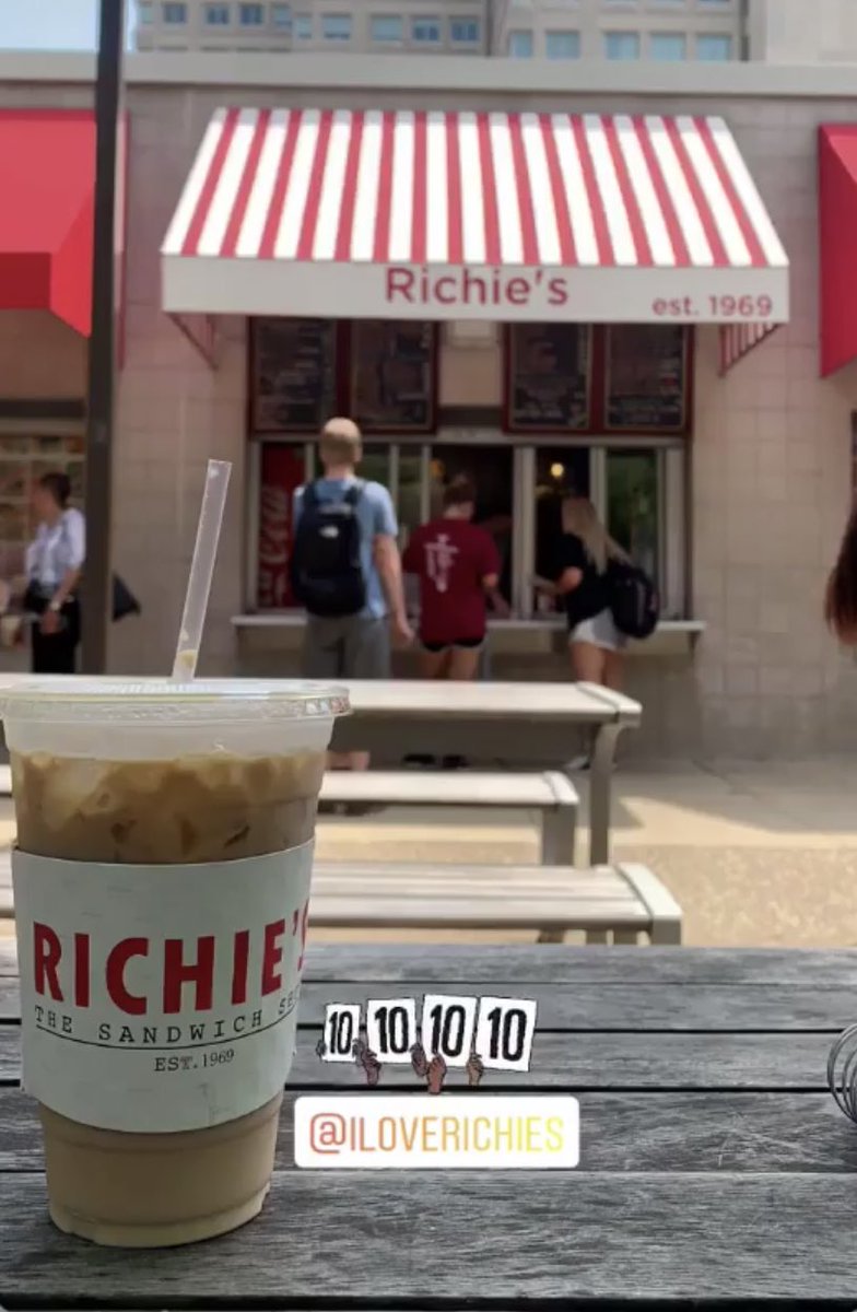 iloverichies's tweet photo. LAST DAY
 OF SUMMER CLASS
@TempleUniv 
#GoodLuckWithFinals https://t.co/zgeFRdUNIS