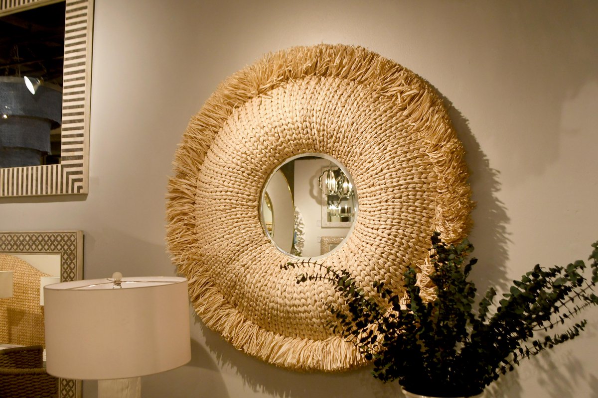 ClaytonGrayHome's tweet photo. The @MadeGoods Casey Mirror features a round frame of woven organic raffia that expands from its center—perfect for a sunroom or living room!

#CGH #design #interiordesign #homedesign #homedecor #furniture #luxe #luxuryfurniture #tampastyle #tampadecor #freeshipping #madegoods https://t.co/1okiUblynP