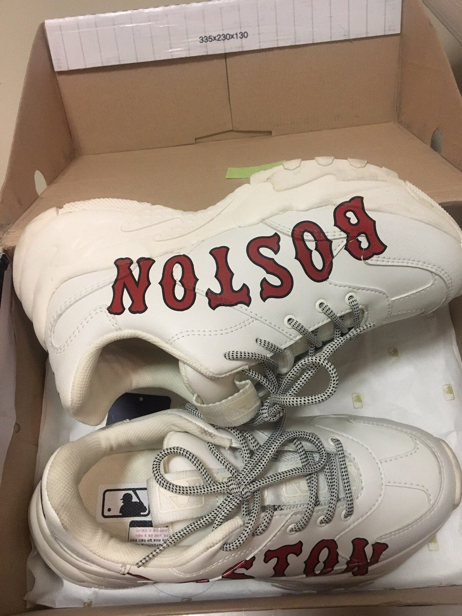 Nploy7's tweet photo. MLB มือสองของแท้มีกล่อง ไซส์ 41(26 CM) แนะนำคนใส่ 40(25 CM) จะใส่พอดี 
- เคยใส่ไปเที่ยว 3 ครั้ง
- ซื้อมา 3700 บาท ส่งต่อ 3000 บาทค่ะ  #MIb #ส่งต่อ #อยากขาย https://t.co/ifTl8XZbE0