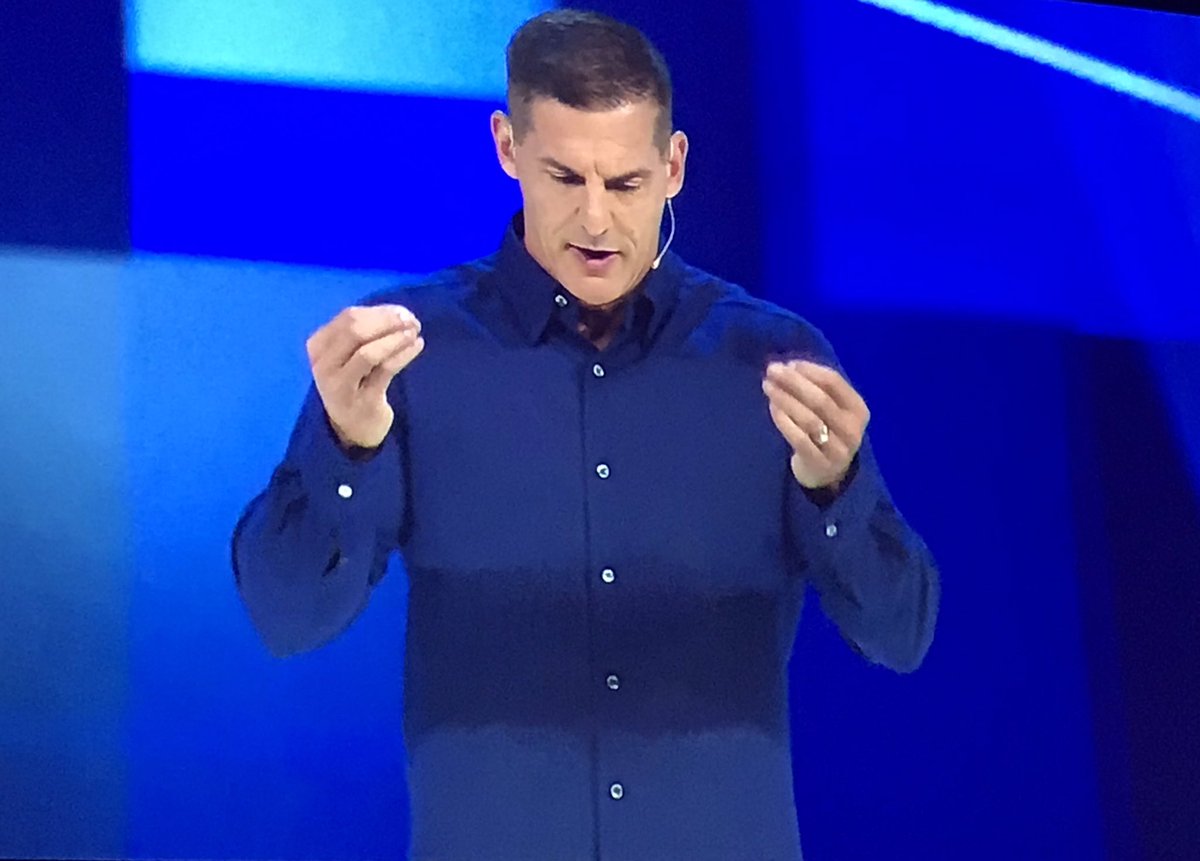 GatorLeber's tweet photo. “Perfection is the enemy of progress.” @craiggroeschel #GLS2019 #Leaders https://t.co/tJKU3MRzfx