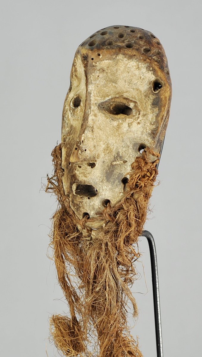 Tribalart_be's tweet photo. https://t.co/IbsaqK8ZC2 Masque Lukwakongo LEGA Bwami Congo bearded Mask African Tribal Art Gallery  #congo #bwami  #lega #zaire #mask #maske #mascheria #mascara #masque #sculpture   #africanart #art #style #africansculpture #tribalart  #artafricain #tribal #afrique #africa https://t.co/ckYoMAoY7d
