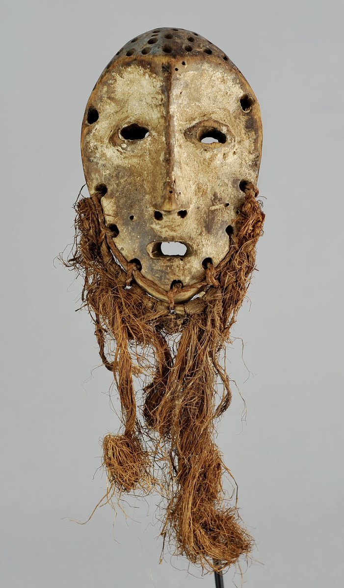 Tribalart_be's tweet photo. https://t.co/IbsaqK8ZC2 Masque Lukwakongo LEGA Bwami Congo bearded Mask African Tribal Art Gallery  #congo #bwami  #lega #zaire #mask #maske #mascheria #mascara #masque #sculpture   #africanart #art #style #africansculpture #tribalart  #artafricain #tribal #afrique #africa https://t.co/ckYoMAoY7d