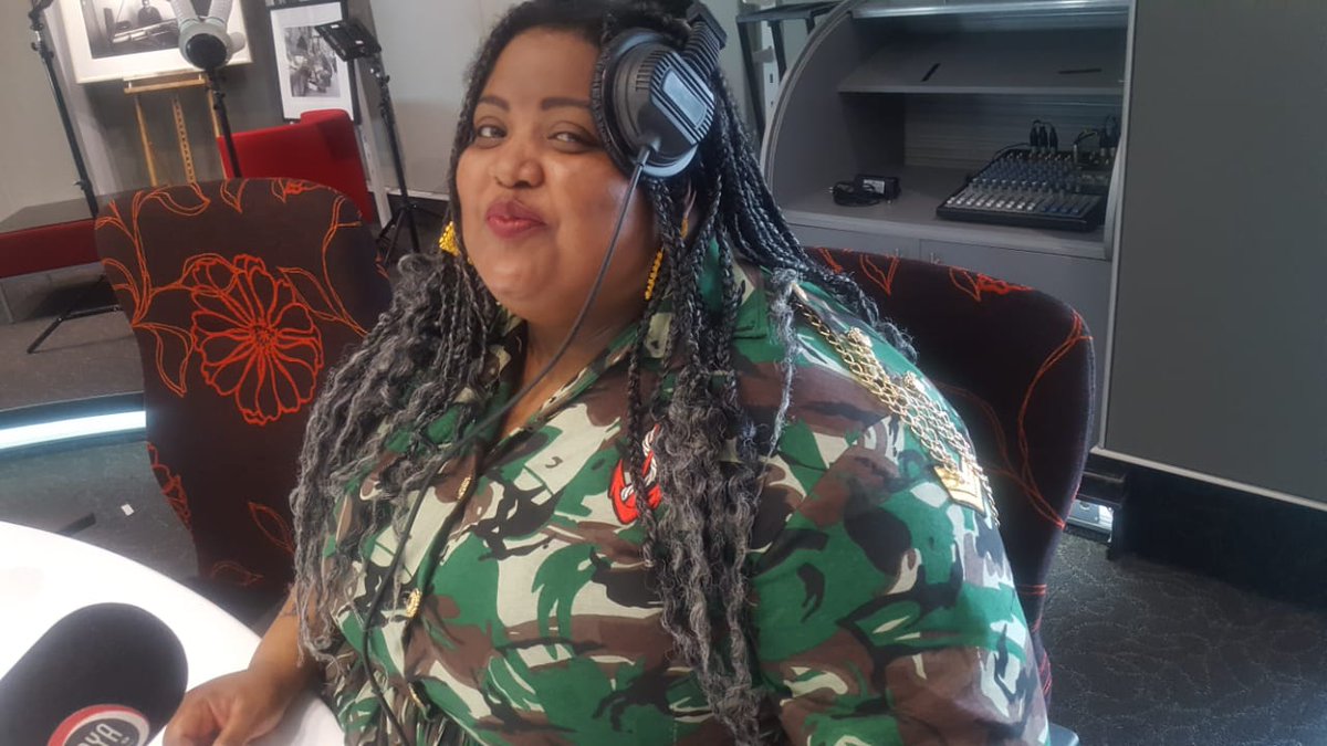JoyOfJazz's tweet photo. Live in studio now  with @austebza on @kayafm95dot9. #RoadtoSBJOJ22 @StandardBankArt get enthralled to the voice of @austebza at this year's #JoyofJazz festival. Register for the #VIPClub membership to stay informed on what's happening in the #SBJOJ22 camp. https://t.co/0geCWVu5Jn