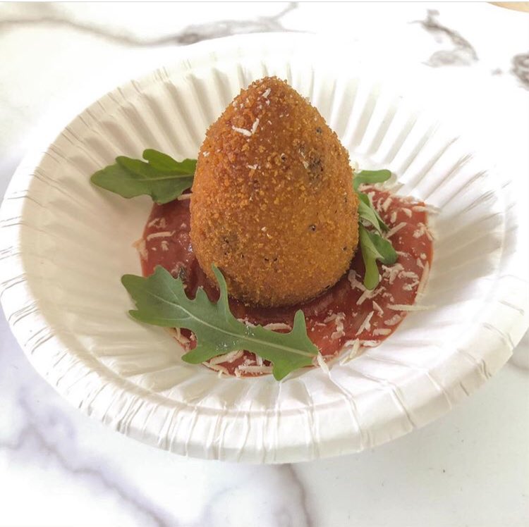 Arancini hour 🍊 
#arancini #insta #italianfood #italian #welsh #cardiff #rome #sicily #lunch #streetfood #foodtruck #food #thursday