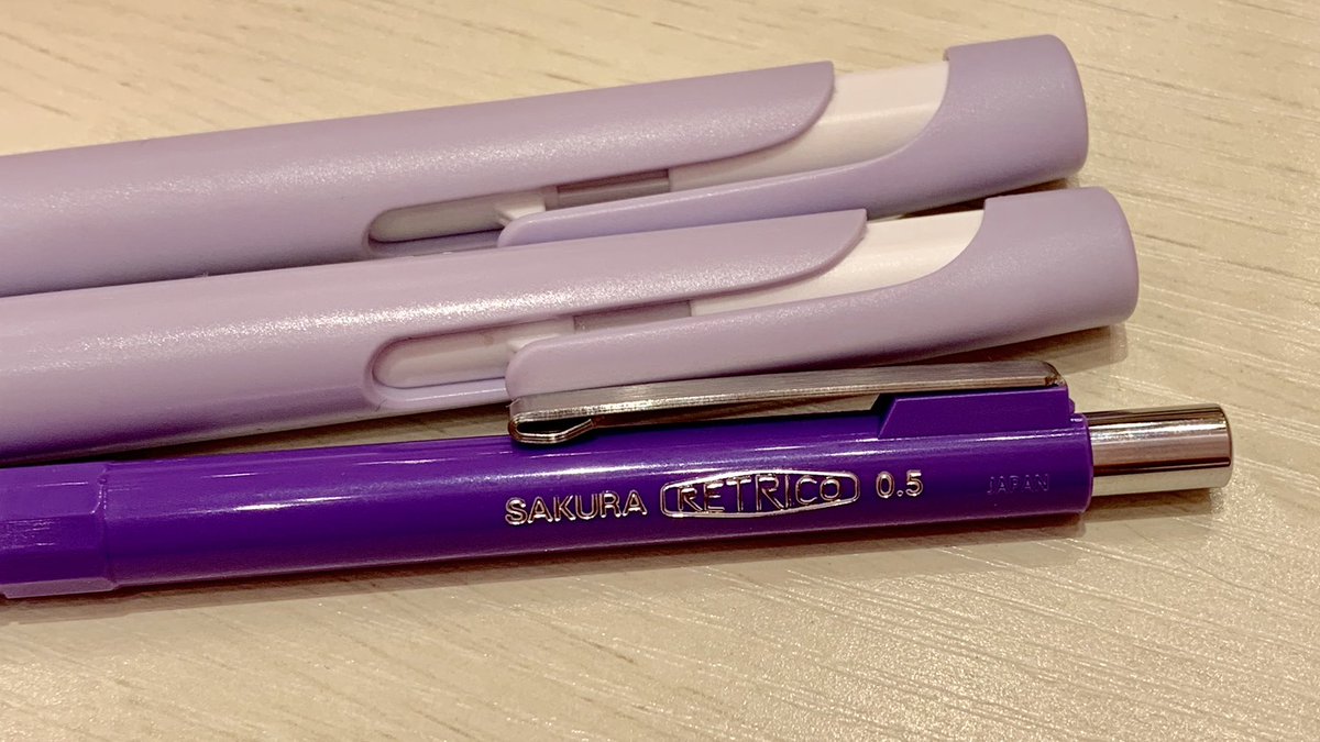 19 後半 文具旅とプレミアム文房具デーなど紫色の文具