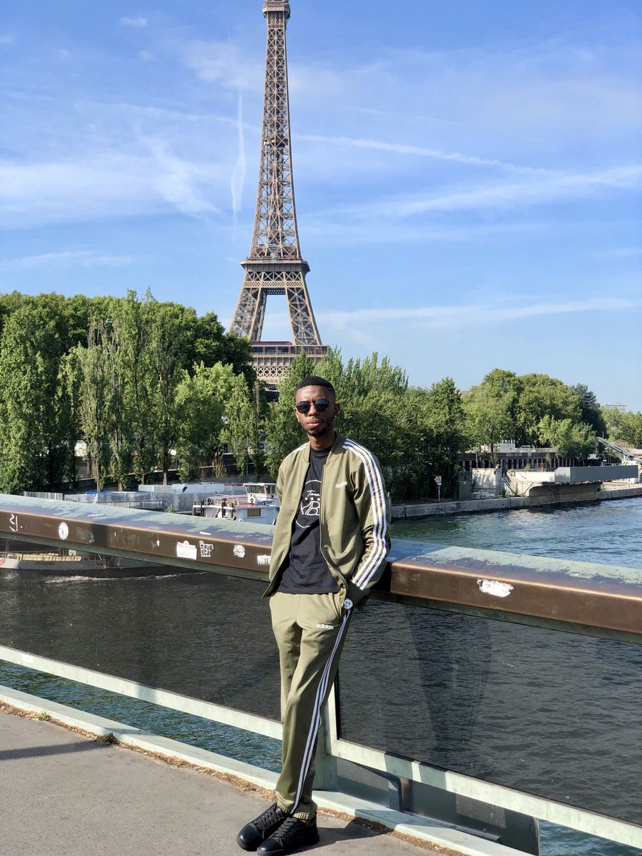 w_morgado's tweet photo. Greetings from Paris 😍🇫🇷
#Paris #MorgadoJr https://t.co/BhU8voXJXp
