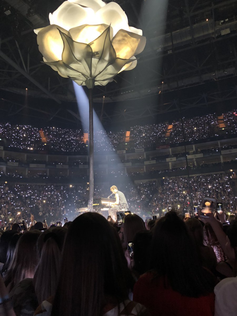 DaisyCassidy1's tweet photo. Happy 21st to the most amazing man alive. Miss this incredible night so much, wish I could go back @ShawnMendes 🤩❤️ https://t.co/Lzq8jsI2Ai