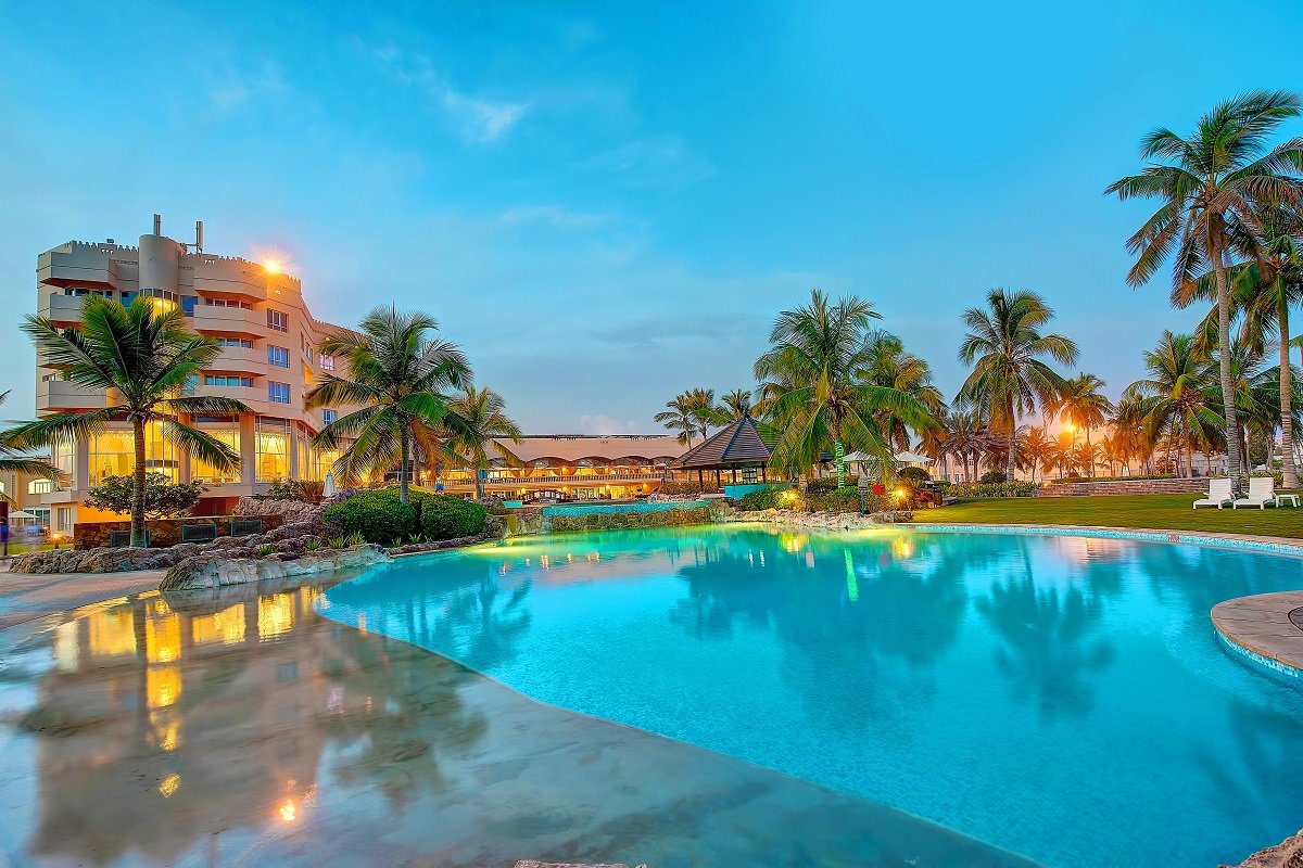 ytabloid's tweet photo. It's #WinWithY time folks! Explore the beauty of Salalah with the iconic @CrownePlazaSLL! Win a 1-night stay for 2, breakfast included! To enter Tweet us why you want visit Salalah and tag one friend to follow @ytabloid &amp; CrownePlaza Salalah! Winner will be drawn on August 19! https://t.co/QpCpH01BPc