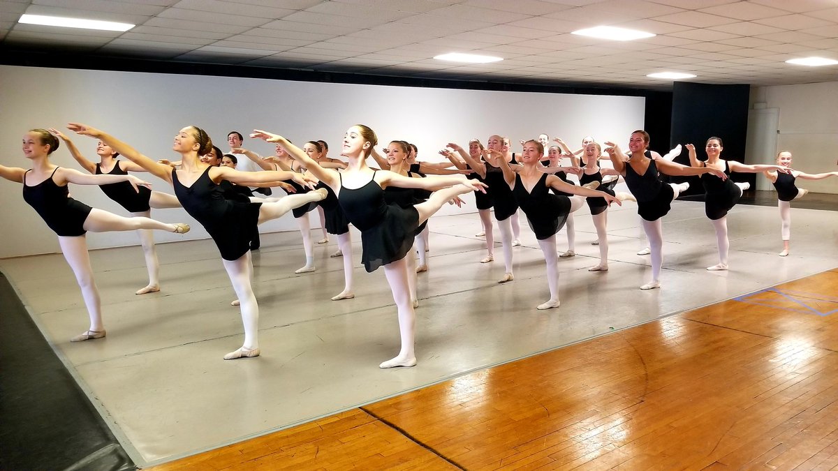 OpusIIDance's tweet photo. Mark your calendars for Ashland Regional Ballet's annual Free Concert in the Park!! Sunday Auguat 11th at 8pm in the Guy C Meyers Memorial Bandshell!  The fabulous board of directors will present picnic in the park a fundraiser by donation at 6:30pm! #ARB https://t.co/oSXm3bcujQ https://t.co/vQhBq8Rl28