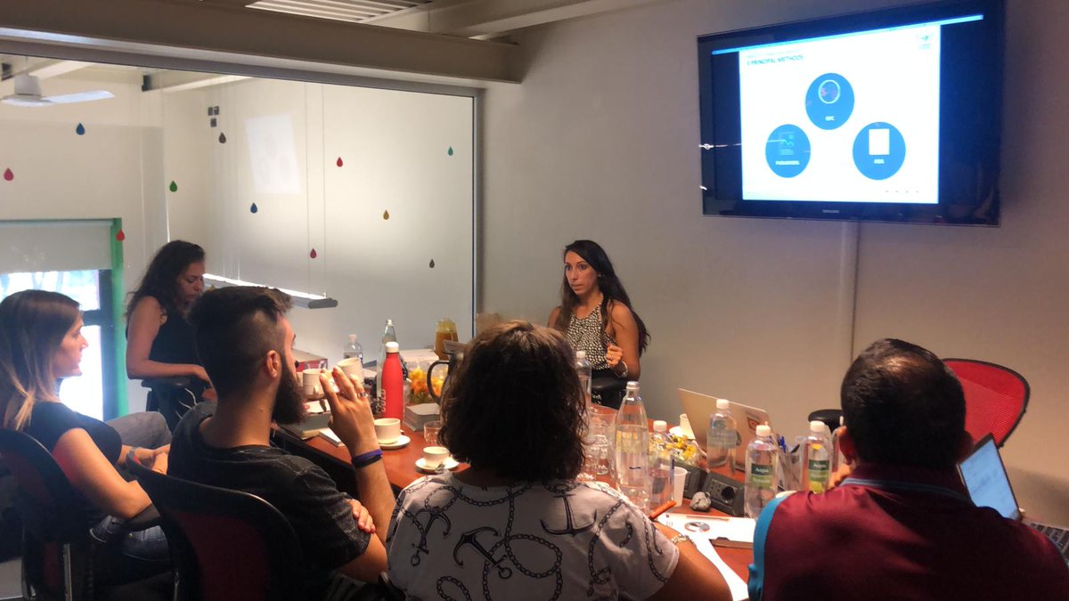 OutbrainIT's tweet photo. L'ultima #OutbrainAcademy prima dell'estate! 🌴 😎 Oggi siamo con il team di Evolution people per scoprire come ottimizzare l'uso della piattaforma di Outbrain per raggiungere tutti gli obiettivi di business. Grazie per l'ospitalità ragazzi! https://t.co/bhjeUKW2Py