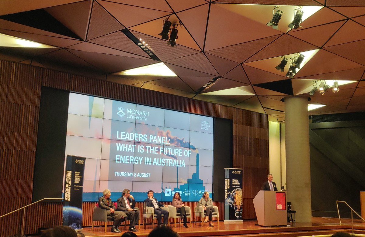 MonashBusiness's tweet photo. Head of Monash Business School, Professor Simon Wilkie tonight chaired a panel of energy industry experts for a robust discussion on the future of Australia’s energy industry to a full house. #LeadersPanel #Energy #MonashBusiness https://t.co/Y3ZHd9oRik