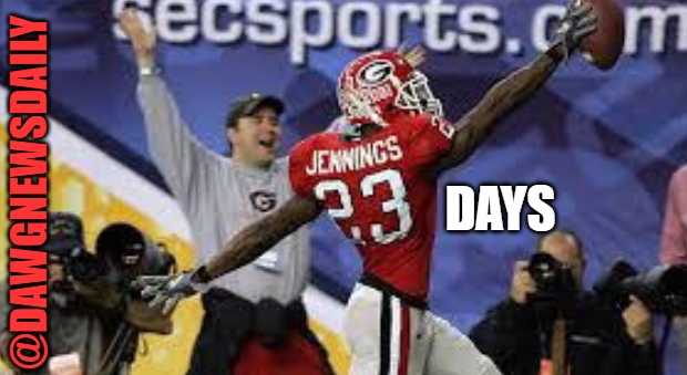 Dawgnewsdaily's tweet photo. #TBT When Tim Jennings had a pick-6 against LSU to seal the 2005 SEC Championship! #GODAWGS #23da https://t.co/LAEmWV4Lmb