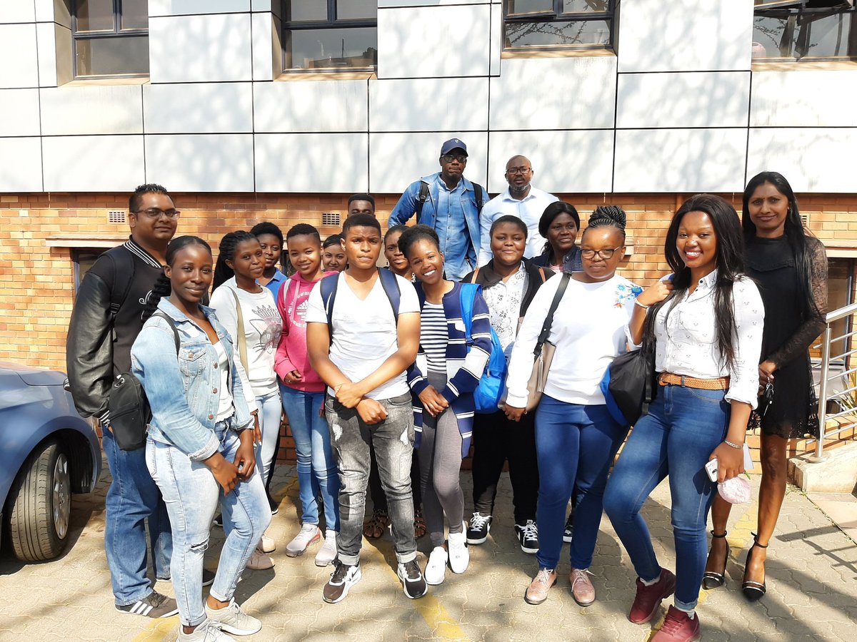 nkala_BA_MGI's tweet image. @Pearson_ZAR we had very informative visit #Forensicsciencelaboratory visit @SAPoliceService